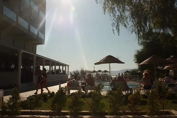 Wa Cesme Farm Hotel Beach Resort & Spa