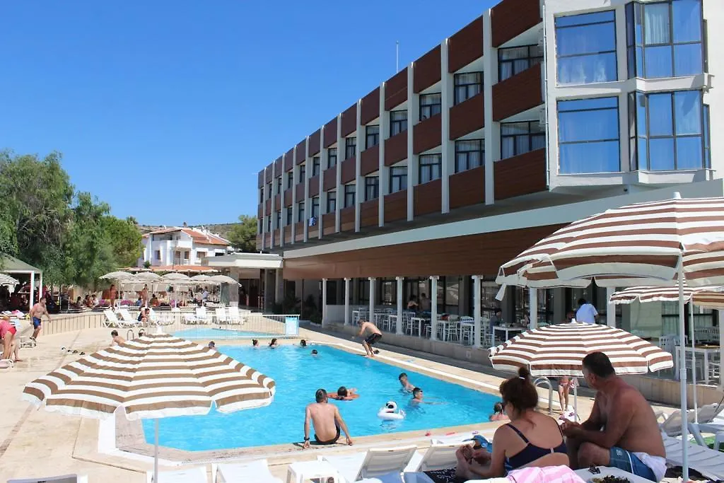 Wa Cesme Farm Hotel Beach Resort & Spa