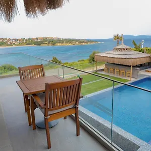Hotel Sa'rezya, Çeşme